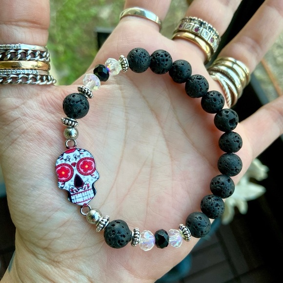 π΄β SALE ! red dot items are 2 for $25 . Bundle more than 3 and its $10 each π - Picture 10 of 13